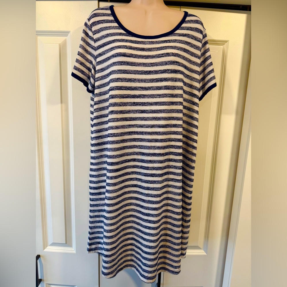 Market & Spruce navy blue stripe dress knee length xl